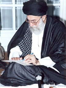 دو برنامه ریزی دشمن برای دانشگاه ما!